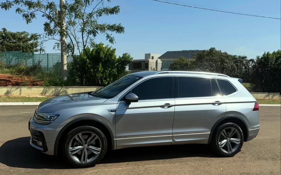 Volkswagen Tiguan R-Line 7 lugares